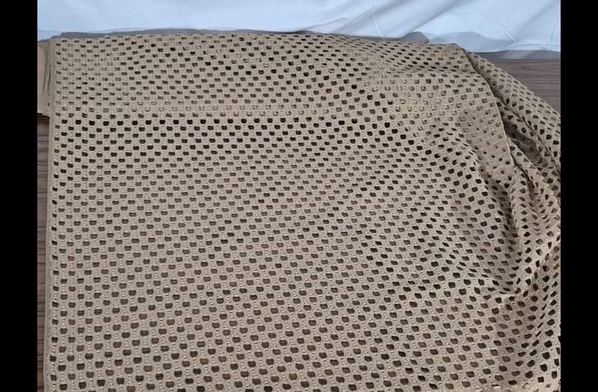 Guipure Lace with Small Circles Single-Colored - 140cm